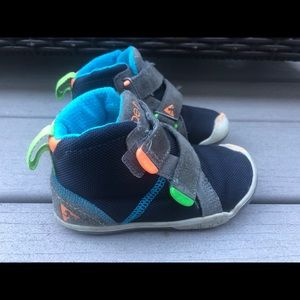 Plae Max kids hightop sneaker!